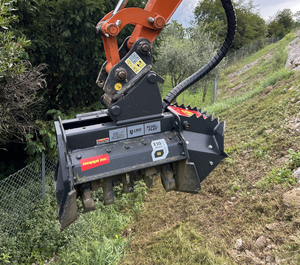 Heavy Duty Hydraulic Forestry Mulcher for Excavator Skid Steer Loader <b>Vegetation</b> Clearing Brush Cutting Wood Chipper Attachment - Product Image 1
