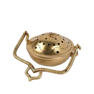 Brûleur d'encens métallique religieux traditionnel élégant pour une expérience olfactive haut de gamme à la maison, écologique et durable - Product Image 1