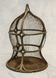 Hanging <b>Bird</b> <b>Cage</b> with <b>Feeder</b> Golden Metal Round Birdcages House <b>Bird</b> Carrier for Small <b>Birds</b> Parrot Parakeets <b>Bird's</b> - Product Image 6