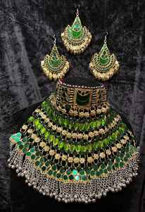 Conjunto de Joyería Tradicional Afgana Hecho a Mano por Diseñador Profesional, 6 Piezas: Anillos, Gargantilla, Aretes, Bindi, Tikka, Acero Inoxidable, Regalos - Product Image 2