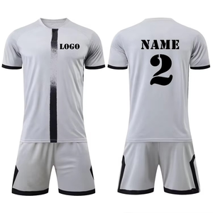 Conjuntos de Uniformes de Fútbol 100% Poliéster, Nuevo Diseño, Logotipo Personalizado, Secado Rápido, Elástico, Ligero, Antibacteriano, Para Todas las Temporadas - Product Image 2