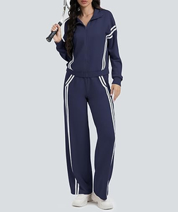Ensemble de survêtement tricoté pour femme, design personnalisé, coupe ajustée, vêtements de sport de luxe, tenue décontractée douce pour femme, legging de jogging, ensemble de survêtement - Product Image 1
