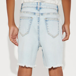 Tela resistente y estilo moderno, perfectos para uso casual y actividades al aire libre. Pantalones cortos de mezclilla para niños con diseño de logotipo personalizado, ropa casual. - Product Image 5