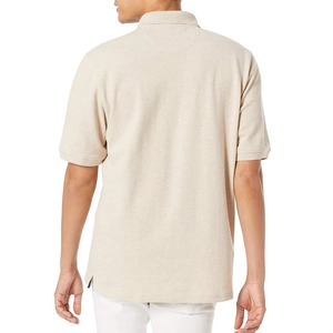 Chemises polo aux tons neutres, conçues pour un style décontracté, avec des polos en tricot de qualité supérieure qui s'adaptent parfaitement aux occasions décontractées. - Product Image 2