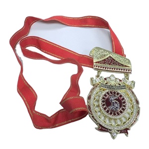 Medallas de metal esmaltado suave personalizadas con acabado brillante en negro, níquel, oro, plata y cobre. - Product Image 3