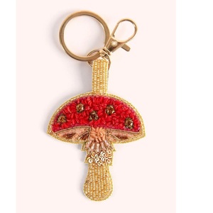 Porte-clés brodé de perles de rocaille personnalisées, élégant et fait main, porte-clés tendance en perles de rocaille brodées faites à la main - Product Image 4