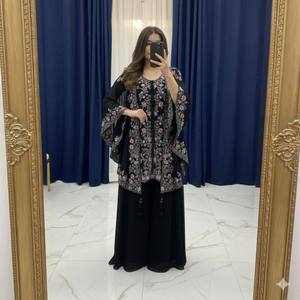 ชุดเสื้อท็อปผ้าจอร์เจตต์ปักลาย VASTRA COTTAGE พร้อมกางเกงปาลาซโซ่และเสื้อคลุมประดับตกแต่ง ชุดสไตล์ชาติพันธุ์สำหรับผู้หญิง เหมาะสำหรับงานปาร์ตี้ - Product Image 6