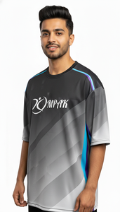 เสื้อยืดโอเวอร์ไซส์เทรนดี้ พิมพ์ลายแบบซับลิเมชั่น แฟชั่นสตรีทแวร์ลำลองสำหรับผู้ชาย สไตล์คนเมือง - Product Image 5