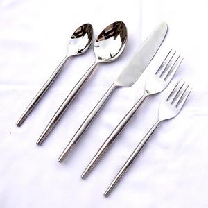 Juego de cubiertos chapados en oro con mango martillado y pulido espejo, utensilios metálicos para boda, aptos para lavavajillas - Product Image 6
