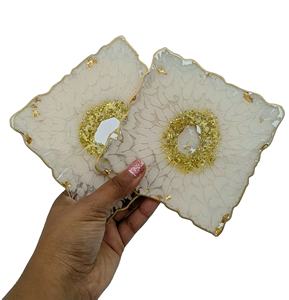 Posavasos de piedra de posavasos de resina y color blanco y tamaño personalizado y precio barato con forma cuadrada y producto de Venta caliente - Product Image 1