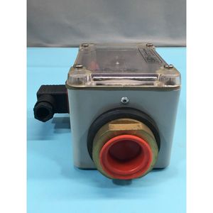 Interruptor de Flujo AMAT 1270-01429 M4B-6WD-25-L Lake - Equipos y Piezas de Semiconductores de Confianza de Líderes Globales - Product Image 3