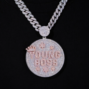 Pendentif Couronne 3D Personnalisé en Moissanite Argentée, Grand Modèle Rond de 80mm, Effet Glacé, Bijou Hip Hop pour Homme, Finition Or Blanc, Breloque Tendance - Product Image 1