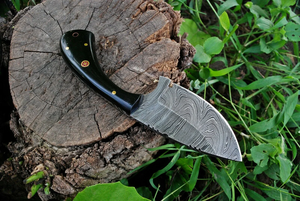 Couteau à dépecer miniature en acier Damas fait main avec manche en corne, lame fixe, couteau de chasse et de camping EDC, fabricant OEM ODM - Product Image 5