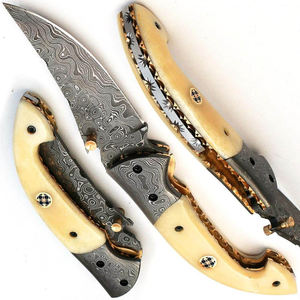 Couteau pliant en acier Damas de haute qualité, au design élégant et tendance, avec manche en bois confortable et prise en main solide, pour usage industriel. - Product Image 6