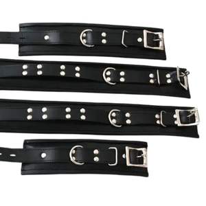 Juego de esposas de cuero genuino con clips giratorios y anillas en D - Product Image 6