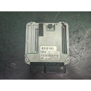 ECUs y Módulos de Computación Usados para Carnaval 391002F050 - Product Image 1