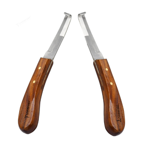Cuchillo de Herrador para Pezuñas, 50 Juegos, para Mano Derecha o Izquierda, Hoja de Acero Inoxidable Afilada como una Navaja, Mango Ergonómico Ajustable y Duradero, Reutilizable - Product Image 1