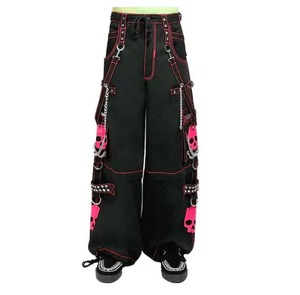 Pantalon Harem Noir Style Punk pour Homme avec Chaînes Têtes de Mort Rouges, Multiples Poches, Taille Élastique et Cordon de Serrage – Tendance Automne - Product Image 5