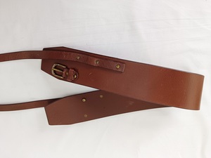 Cinturón de Cuero Genuino de Vaca con Hebilla de Aleación Estilo Western, Elegante, Duradero y Versátil para Abrigo - Product Image 4