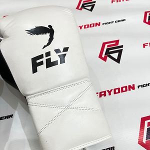 Gants de boxe professionnels en cuir véritable de haute qualité, blancs et noirs, personnalisés, à lacets, pour le sparring et le Muay Thai - Product Image 6