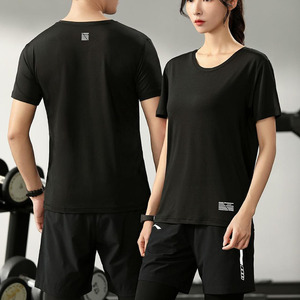 เสื้อยืดออกกำลังกายผู้ชาย แขนสั้น ระบายอากาศได้ดี แห้งเร็ว ซับเหงื่อ น้ำหนัก 220 กรัม ทรงปกติ รับสกรีนโลโก้ - Product Image 2