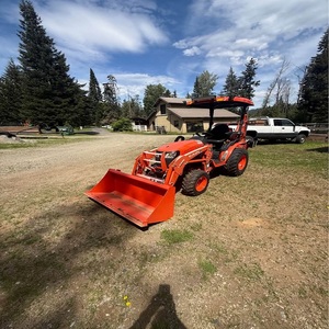Tracteur Kubota B2601 avec de fortes performances agricoles, conception pratique et efficace pour l'agriculture, tracteur utilitaire compact - Product Image 4