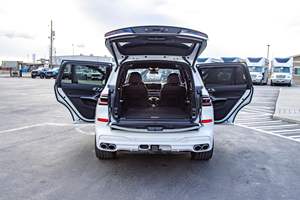 Producto TOP USADO en Perfectas Condiciones, BMW Alpina XB7 2024, Motor V8 Twin-Turbo de 631 hp, Tracción en las Cuatro Ruedas, LISTO PARA USAR - Product Image 3