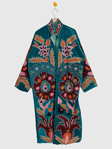 Veste en velours brodée à la main, manches longues, col mandarin, motif floral, grande taille, vêtements d'automne pour femmes, style Prairie Chic - Product Image 1