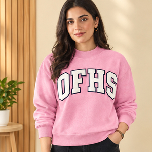 เสื้อสเวตเชิ้ตคอกลมสีชมพูสำหรับผู้หญิง พิมพ์ลายตัวอักษร OFHS สำหรับใส่ในมหาวิทยาลัย ชุดนักศึกษา ผลิตโดยผู้ผลิตเสื้อผ้าส่งเสริมวิทยาเขต - Product Image 1
