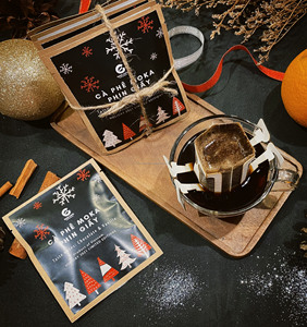 Set Moka Coffee Paper Drip 100% Arabica Catimor Natural Premium Coffee Fabriqué à la main en petit lot de 5 paquets par ensemble Holiday Limited - Product Image 5