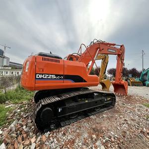 Excavatrice sur chenilles Doosan DH225LC-7 de 22,5 tonnes pour travaux lourds |   Moteur Isuzu d'origine |   Faible nombre d'heures de fonctionnement |   Roulement de boîte de vitesses |   <span class=keywords><strong>Occasion</strong></span> - D'<span class=keywords><strong>occasion</strong></span> - Product Image 5