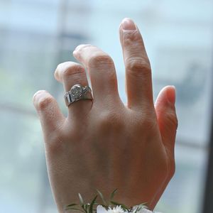 Anillo Étnico de Moissanita de 1 Quilate con Corte Ovalado y Redondo, Banda de Plata 925 para Mujer, Joyería para Aniversario o Fiesta, para Pareja - Product Image 4