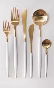 ชุดช้อนส้อมมีดโลหะดีไซน์ทันสมัย สำหรับใช้ในบ้าน ร้านอาหาร และโรงแรม - Product Image 6