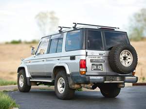 LandCruisers Prado EX 4WD SUV 1992, conduite à gauche, diesel, transmission manuelle, marché japonais, voiture d'occasion, qualité d'exportation, fiable - Product Image 4
