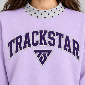 Sudadera de cuello alto color lavanda para mujer con ribete de lunares lavanda pálido y gráfico universitario, jersey de manga larga, OEM personalizado - Product Image 5