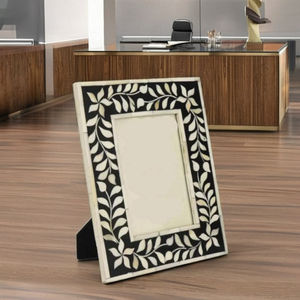 Cadre photo en os incrusté fait main de qualité supérieure avec motif géométrique et finition durable, idéal pour les bureaux et la décoration intérieure - Product Image 5
