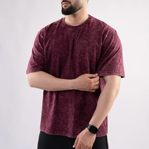 Camiseta de Algodón Lavado Color Granate para Hombre, Manga Corta, Cuello Redondo, Corte Regular, Estilo Casual, Tejido Jersey, Color Sólido, Diseño Liso - Product Image 2