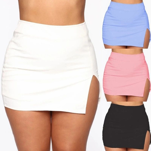 Jupe mi-longue taille régulière pour femme, couleur unie, fente asymétrique, coupe ajustée, style sexy, toutes saisons, en cuir respirant - Product Image 1