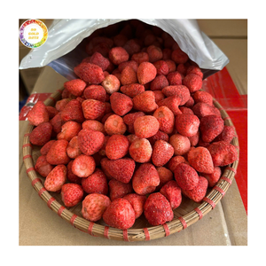 Fresas Deshidratadas Congeladas Hechas con Fresas Frescas que Ofrecen un Sabor Puro a Fruta y una Textura Crujiente - Product Image 1