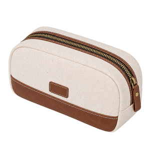 Estuche de Cosméticos de Viaje de Capacidad Media con Asa Suave Impermeable y Logotipo Personalizado, con Cierre para Organizador, para Mujeres y Hombres - Product Image 1