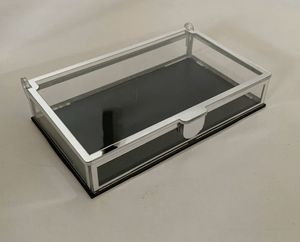 Elegante Caja de Chocolate de Vidrio con Borde Metálico Dorado, Caja Rectangular de Lujo para Guardar Chocolate - Product Image 3