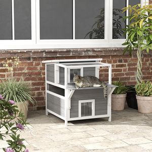 Casa de Madera para Gatos de 2 Pisos con Techo Abatible y Puerta de Escape, Panel de Piso Extraíble, Balcón para Uso en Exteriores en el Patio Trasero para Mascotas - Product Image 1