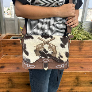 Vente en gros 2025 Sacs à bandoulière pour dames en cuir suédé à la mode personnalisés en usine Sacs à main pour femmes à la mode avec gravure laser sur peau de vache - Product Image 2