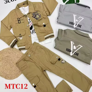 เสื้อแจ็คเก็ตเดนิมเด็กผู้ชายคุณภาพสูง รุ่น YQ322 ราคา 11.5 ดอลลาร์ + เสื้อยืด + กางเกง ชุด 3 ชิ้น ชุดเสื้อผ้าเด็กแฟชั่น - Product Image 1