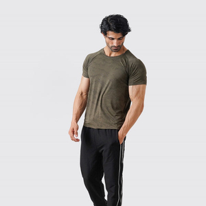 T-shirt de sport oversize à manches courtes pour homme – Design musculaire, respirant et séchage rapide pour la musculation et le cardio - Product Image 2