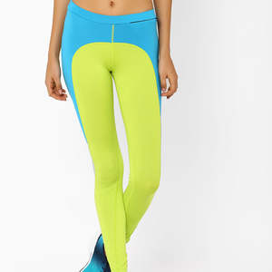 Leggings de yoga et de fitness personnalisés pour femmes, haute qualité, nouveau design, avec logo, coupe ajustée, service OEM - Product Image 1