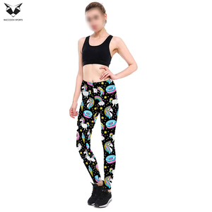 Leggings Deportivos de Cintura Ancha con Estampado Floral y de Calaveras para Mujer, Transpirables, de Primera Calidad, Hechos en Pakistán, del Mejor Proveedor - Product Image 4