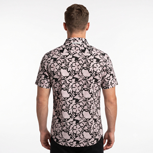 เสื้อเชิ้ตแขนสั้นพิมพ์ลายดอกไม้สไตล์ลำลองสำหรับผู้ชาย ผ้าฝ้าย 100% ระบายอากาศได้ดี ODM สีดำ ปกคอพับ สไตล์ฤดูร้อน - Product Image 2