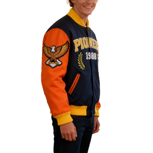 Veste universitaire personnalisée en chenille pour homme, style vintage streetwear, veste de baseball d'hiver de haute qualité - Product Image 2