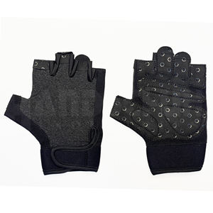 Gants de musculation professionnels noirs solides avec rembourrage amélioré de la paume |   Poignée antidérapante de qualité supérieure pour un équipement de musculation ultime - Product Image 1